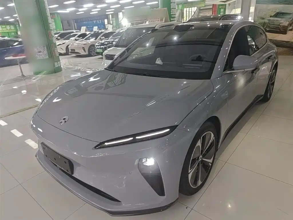 NIO ET5T 2025