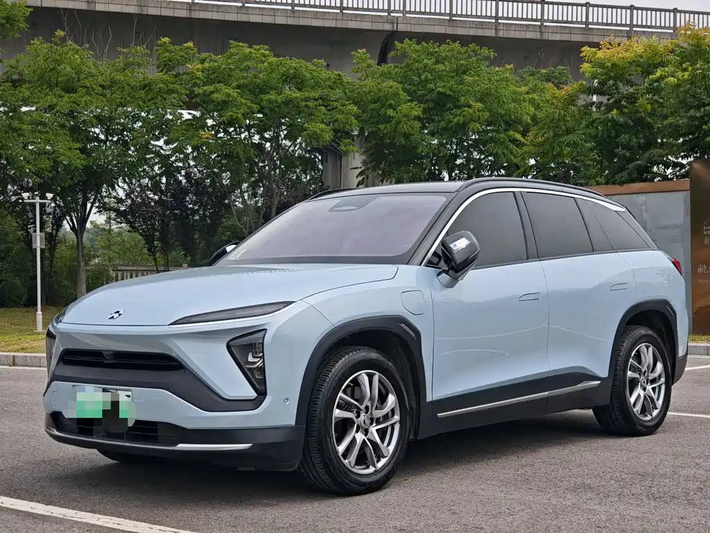 NIO ES6 2020