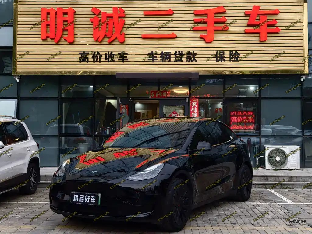 Tesla Model Y 2022