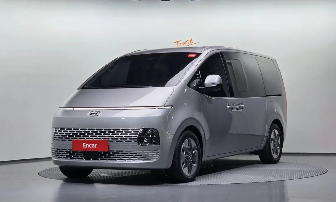 Hyundai Staria 2023