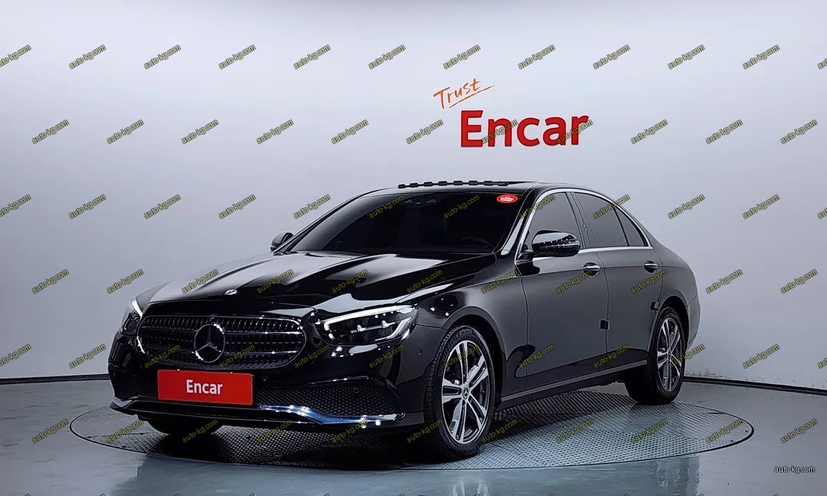 Mercedes-Benz E-Class 2023