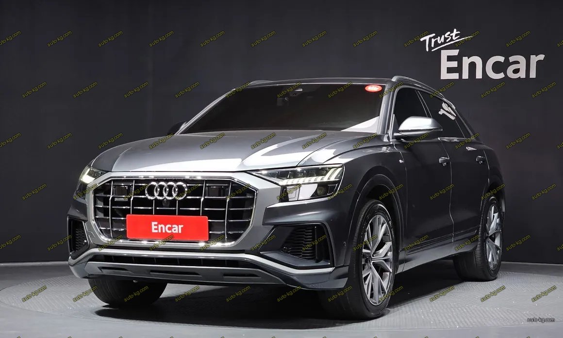 Audi Q8 2021