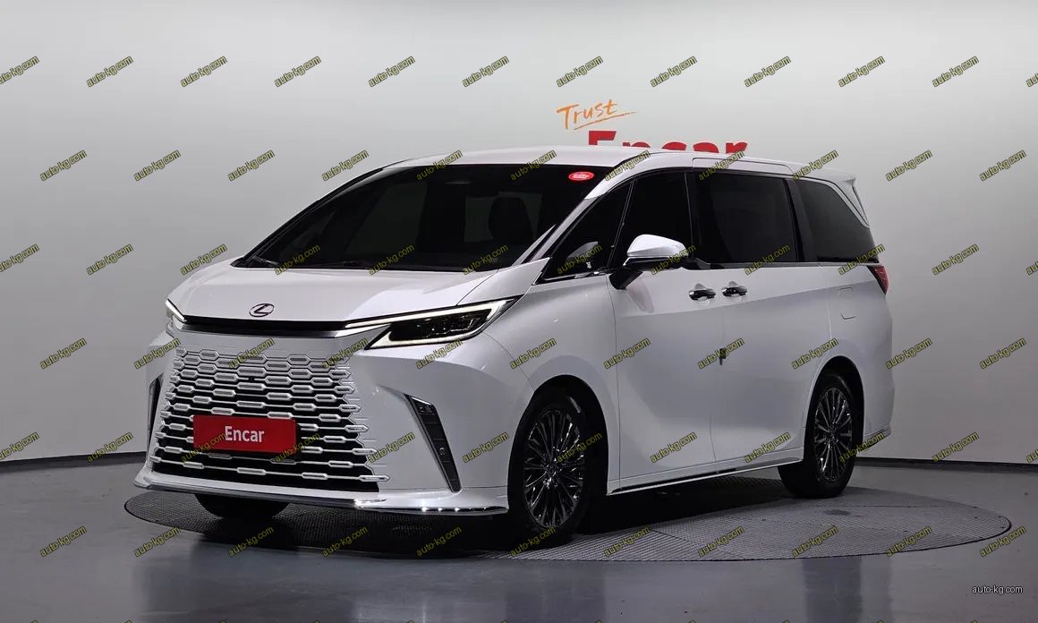 Lexus LM 2025