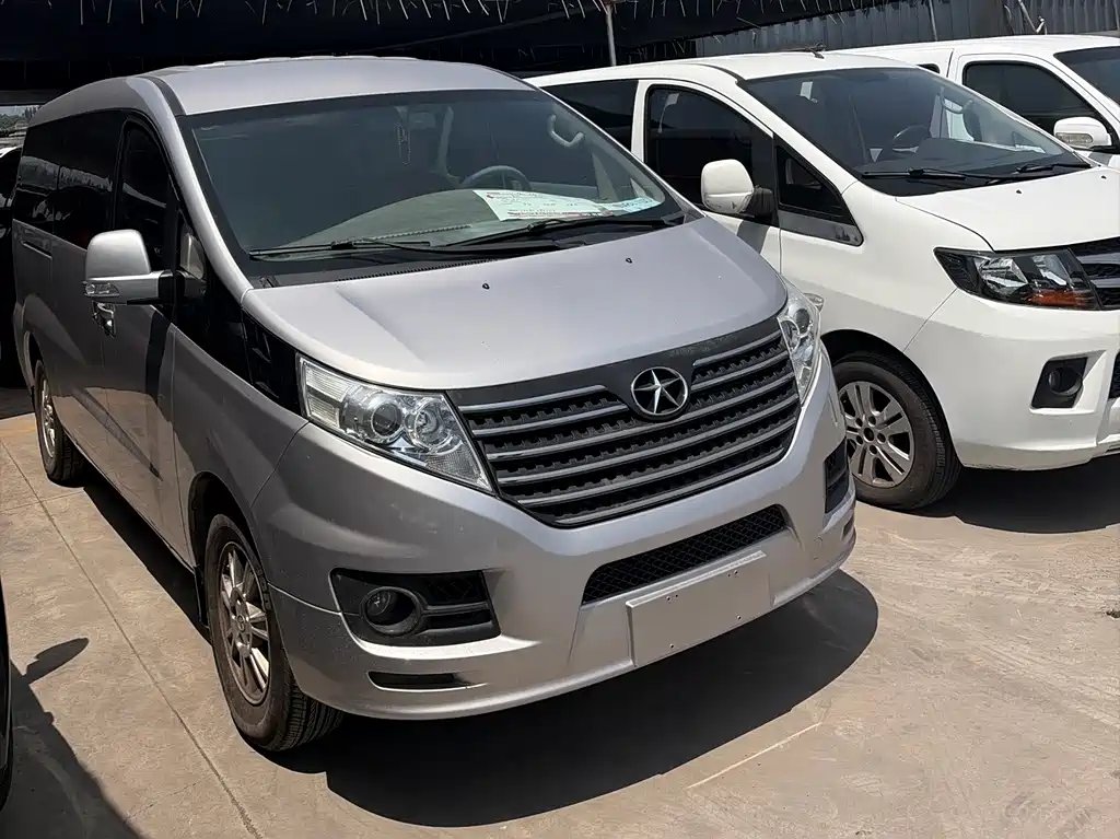 JAC Refine M5 2011
