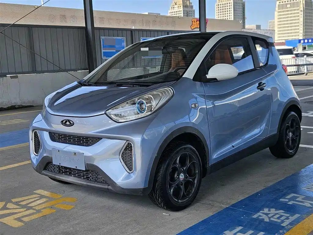 CheryQQ Little Ant 2018