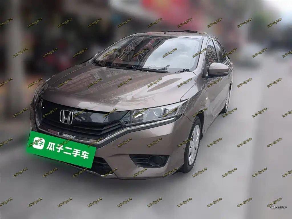 Honda Greiz 2016