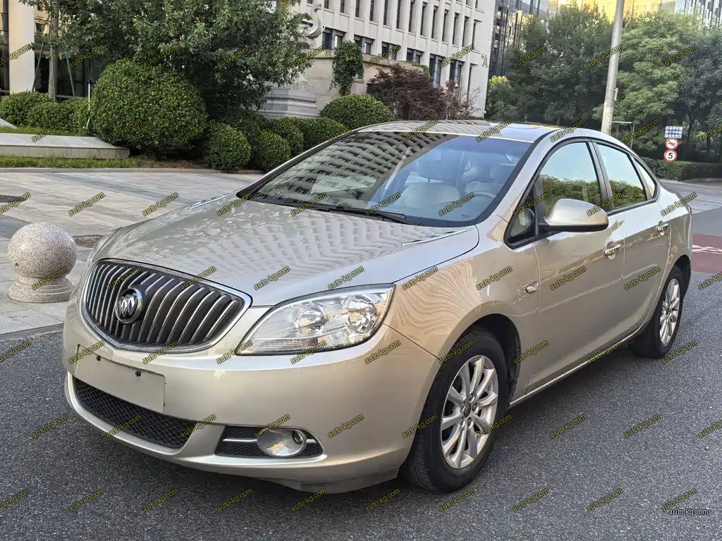 Buick Excelle 2013