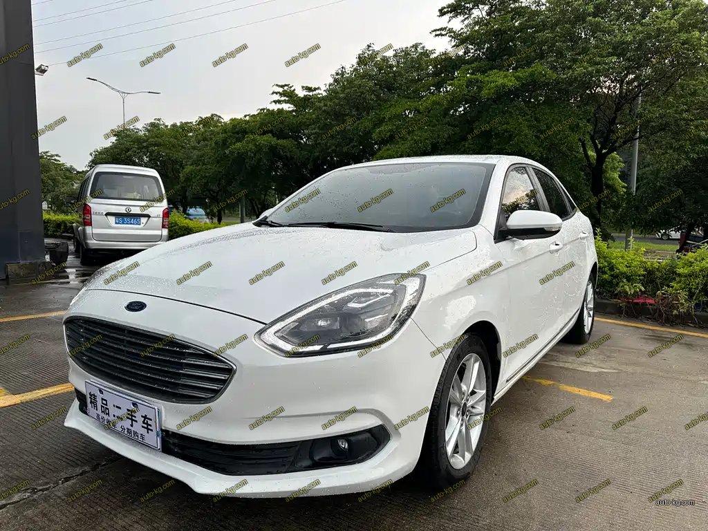 Ford Escort 2019
