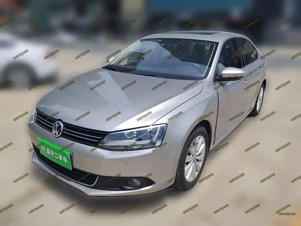 Volkswagen Sagitar 2014