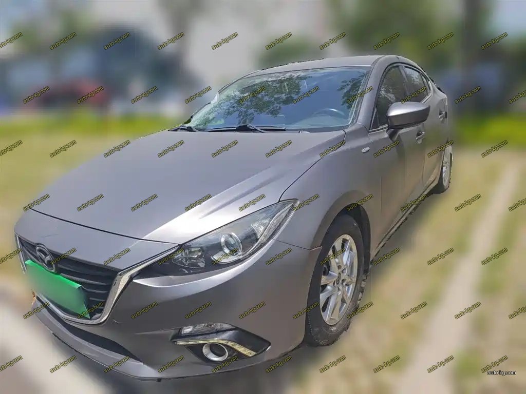 Mazda 3 Axela 2014