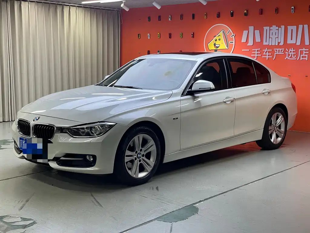 BMW 3 Series (Import) 2012