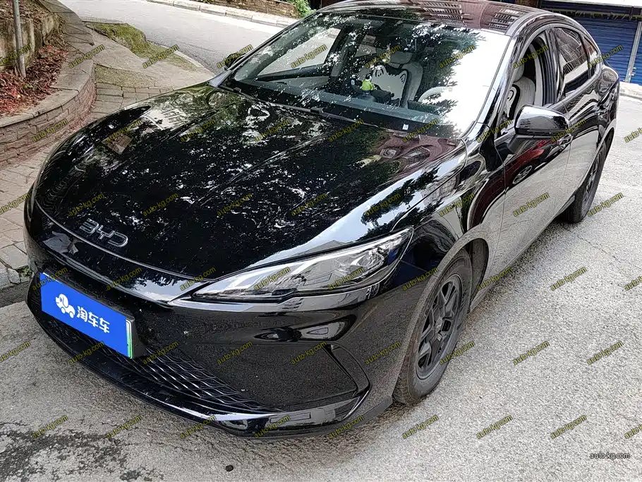 BYD Seal 05 DM-i 2025