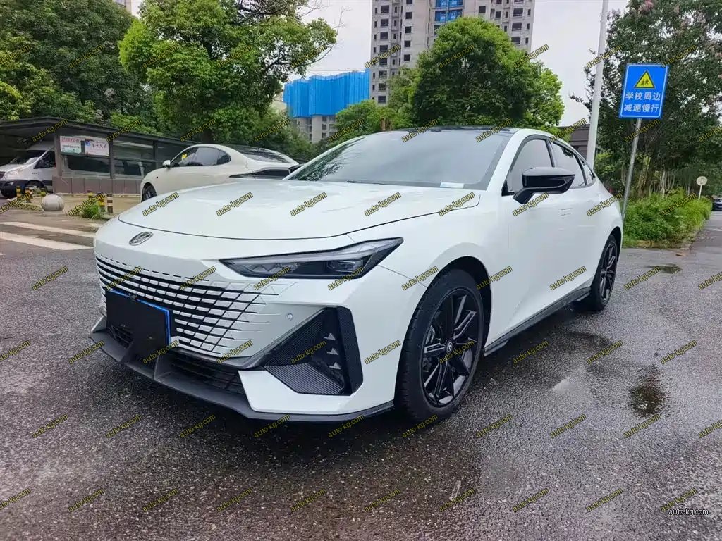 Changan UNI-V 2023