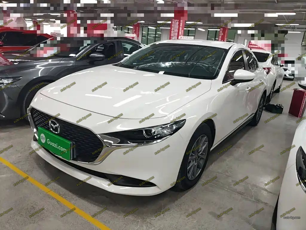 Mazda 3 Axela 2022