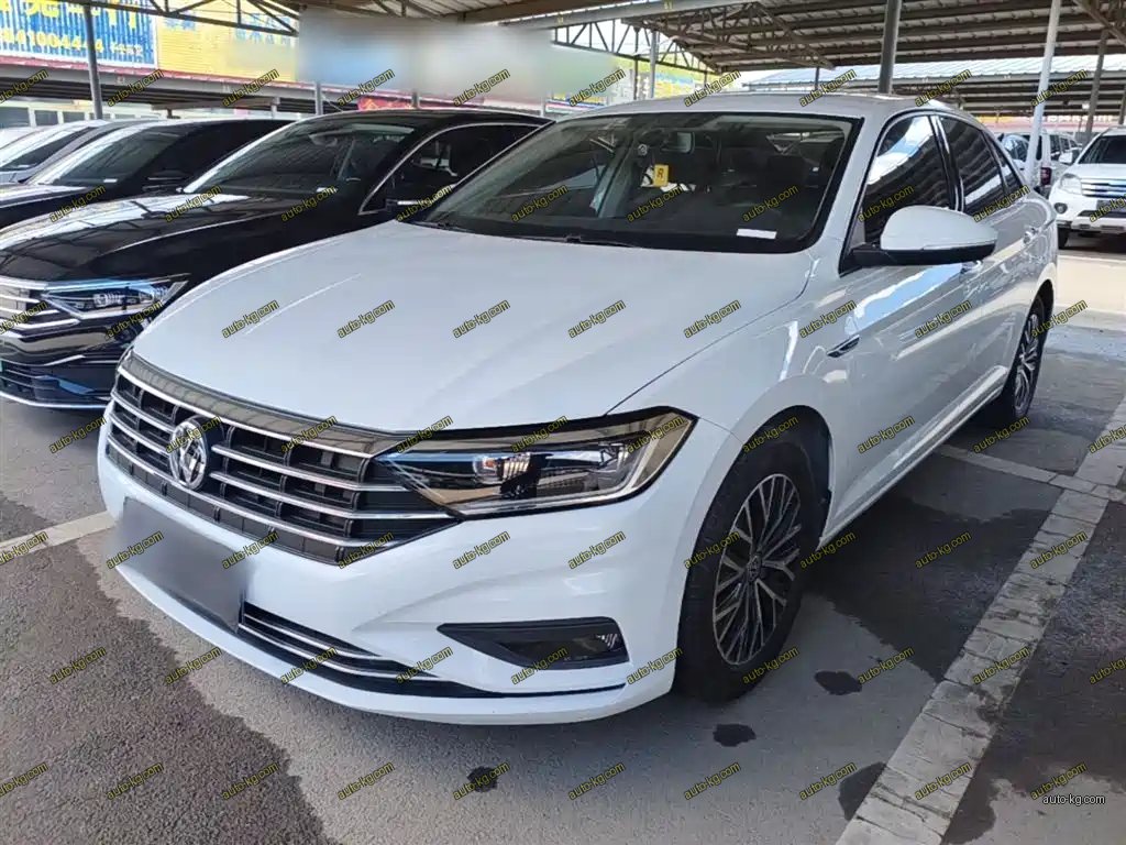 Volkswagen Sagitar 2020