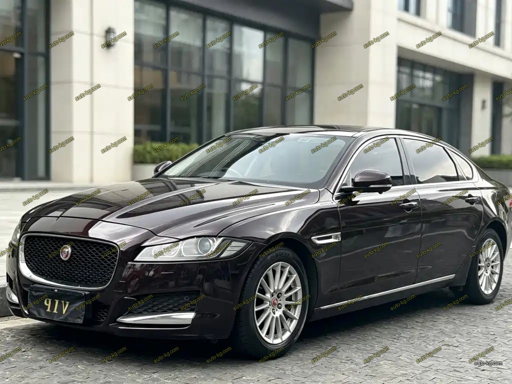 Jaguar XFL 2017