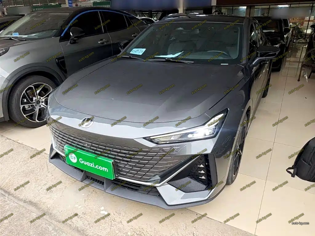 Changan UNI-V 2022