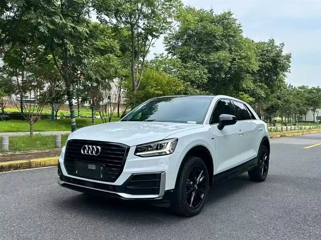 Audi Q2L 2018