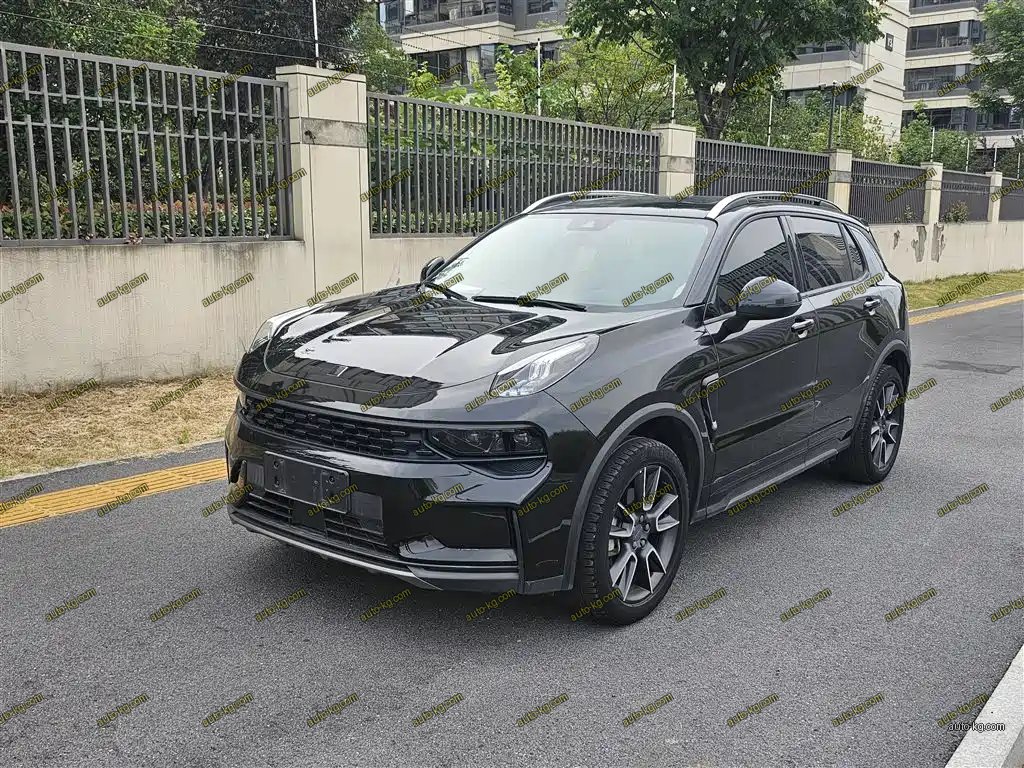 Lynk & Co 01 2022