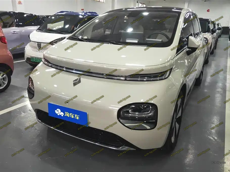 Baojun Yunduo 2023