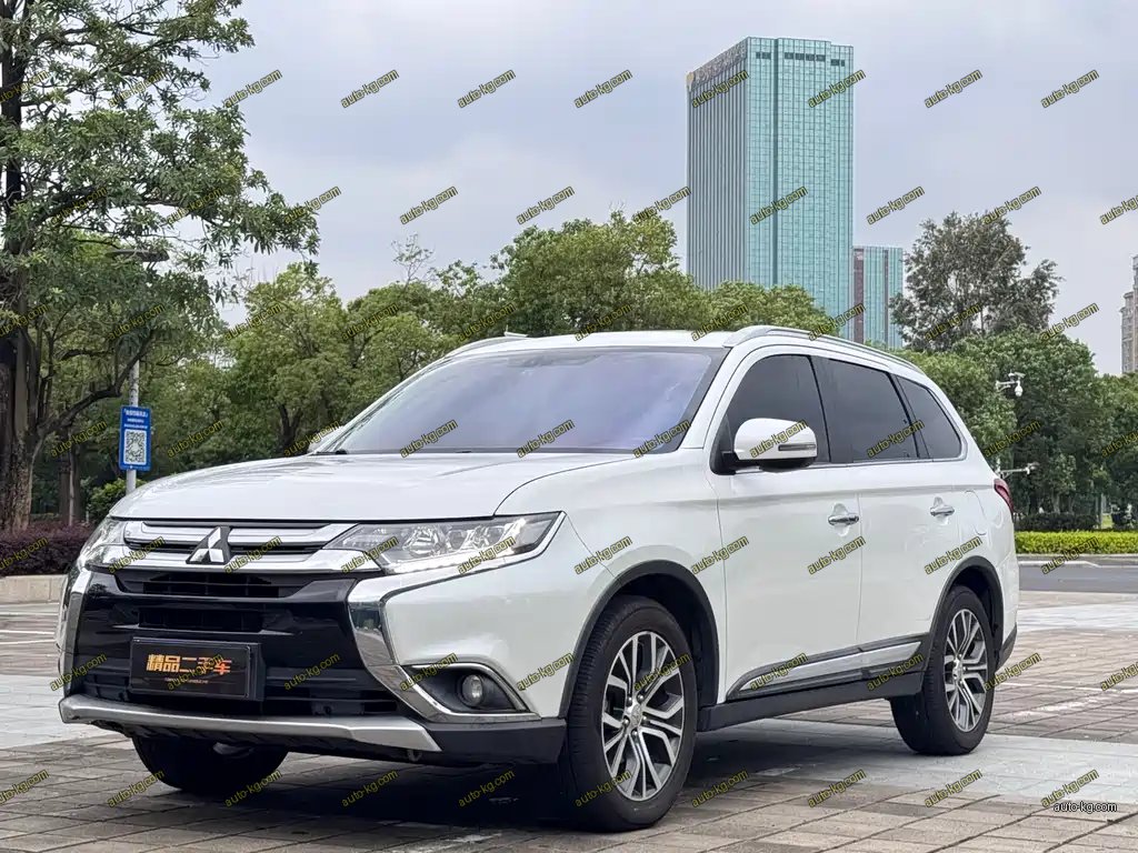 Mitsubishi Outlander 2018