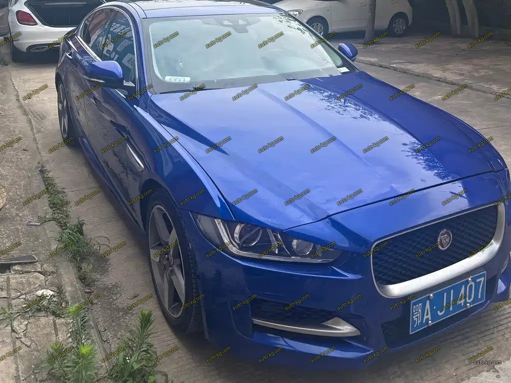 Jaguar XE 2017