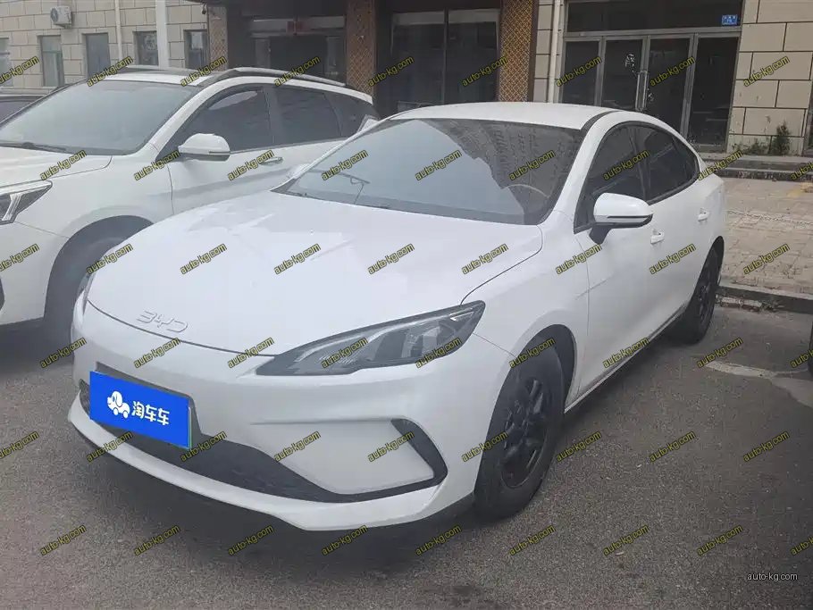 BYD Seal 05 DM-i 2025