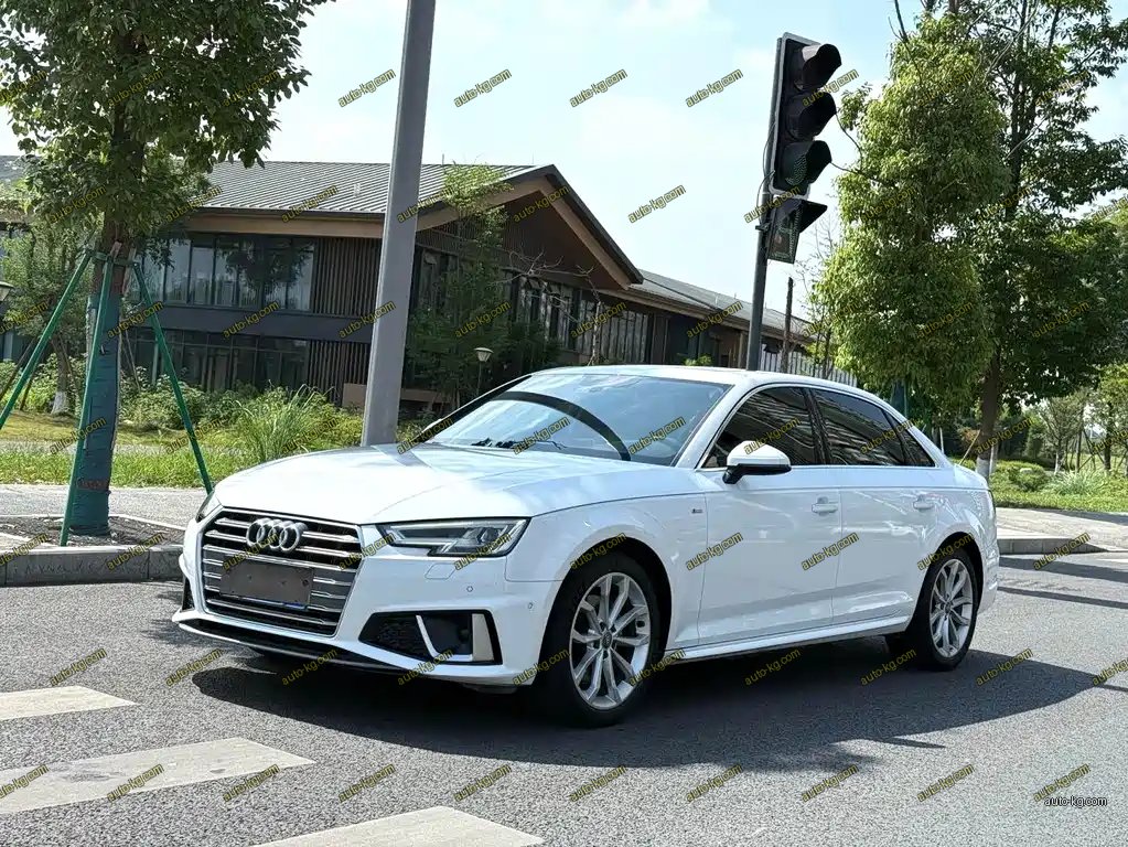 Audi A4L 2019