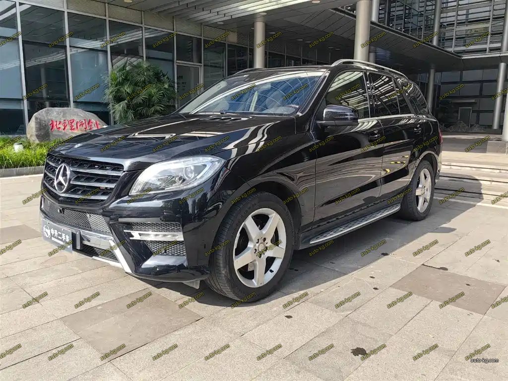 Mercedes-Benz M-Class 2015