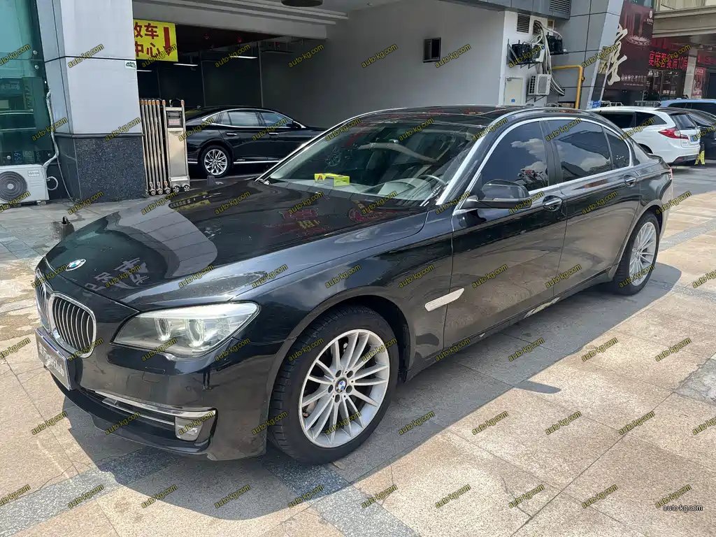 BMW 7 Series 2015