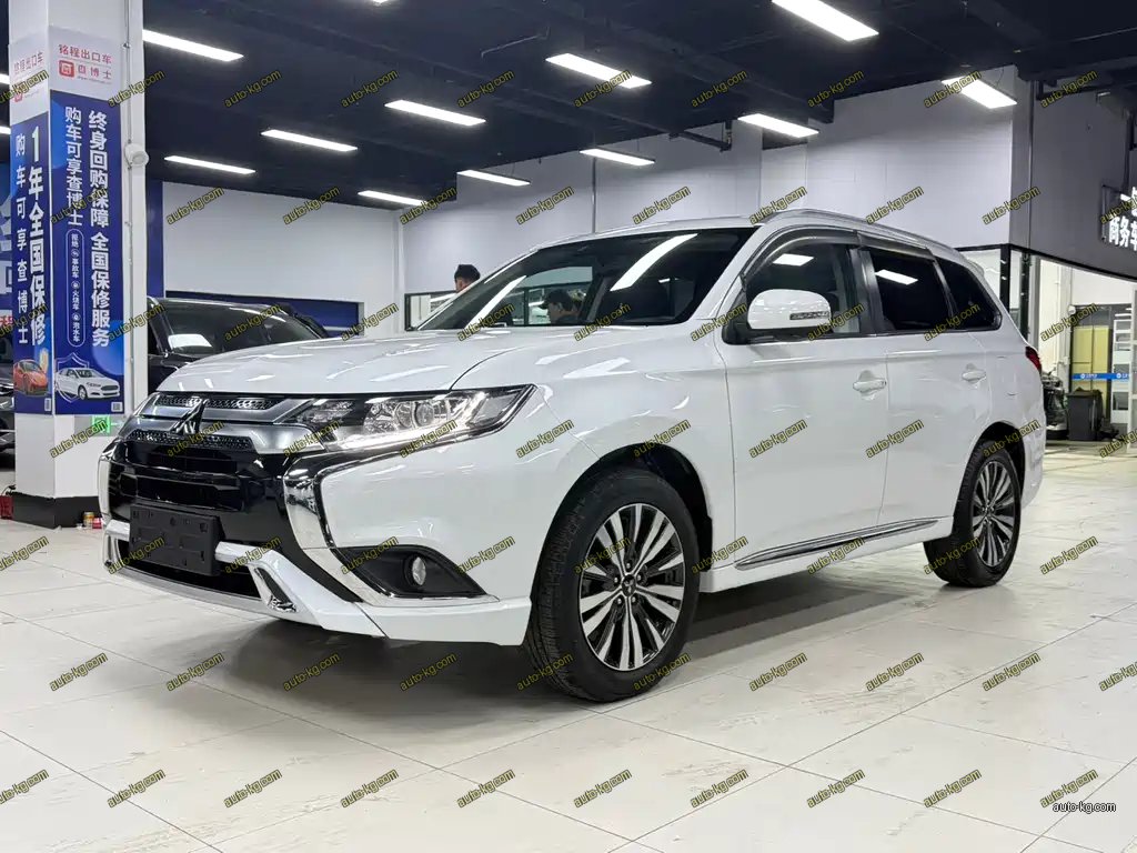 Mitsubishi Outlander 2022