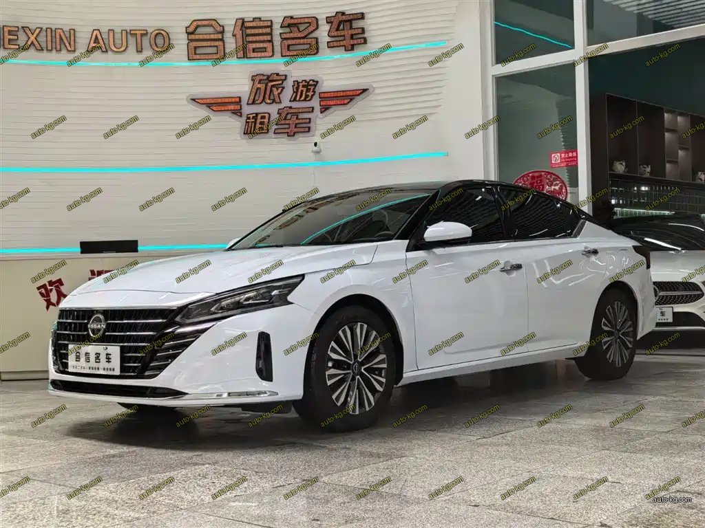 Nissan Teana 2025