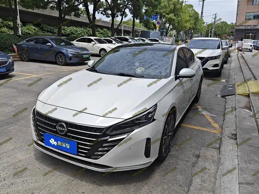 Nissan Teana 2023