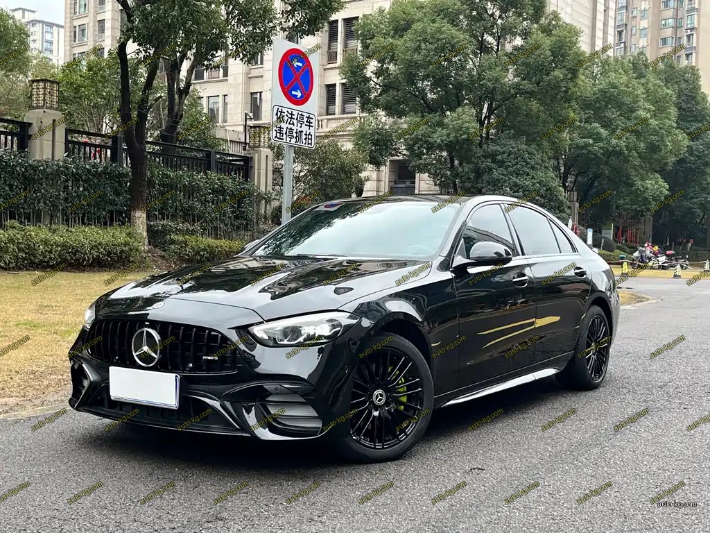 Mercedes-Benz C-Class 2023