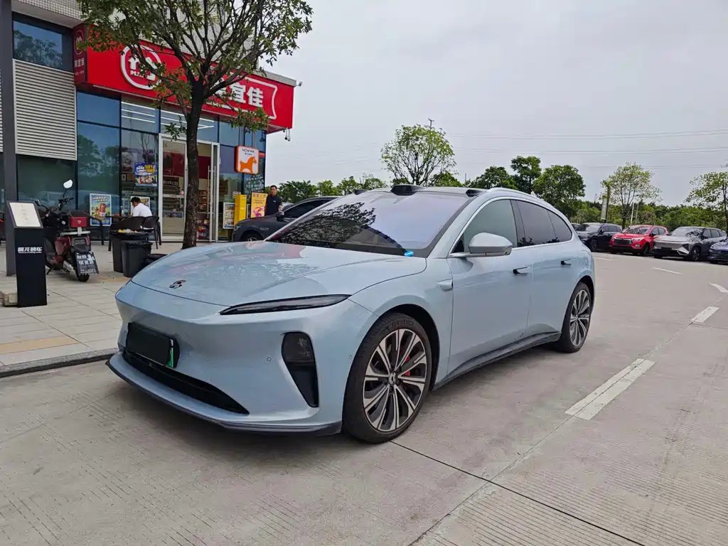 NIO ET5T 2023