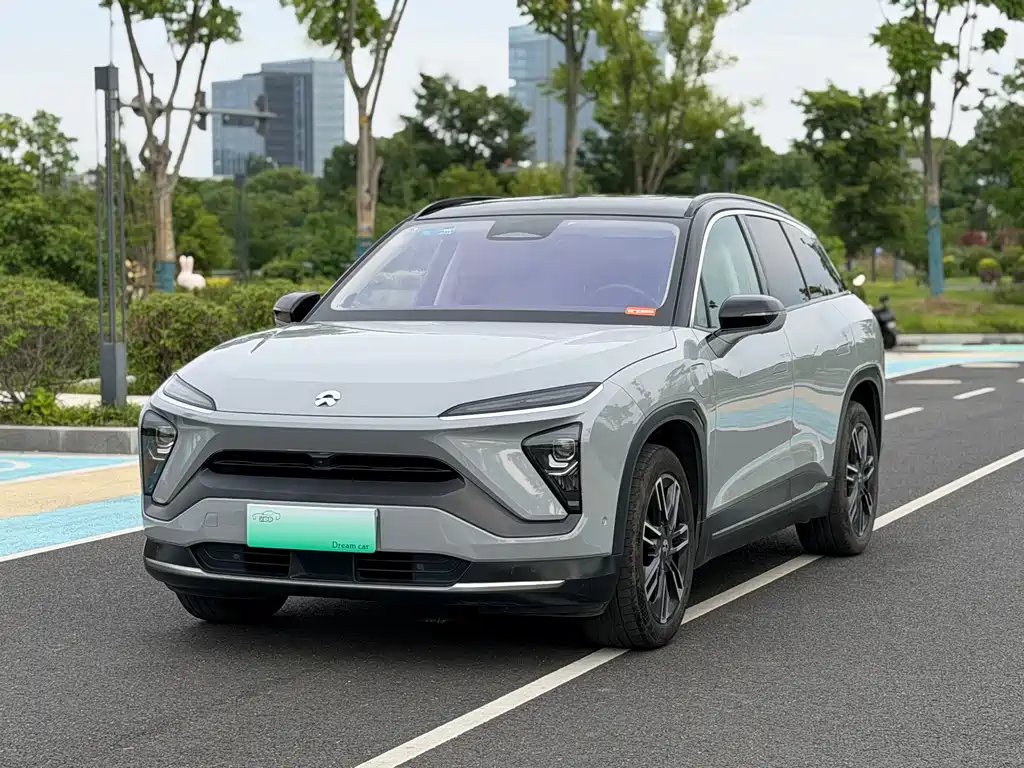 NIO ES6 2020
