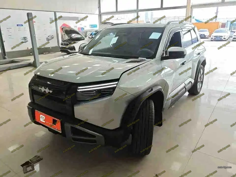 Fang Cheng Bao Titanium 3 2025