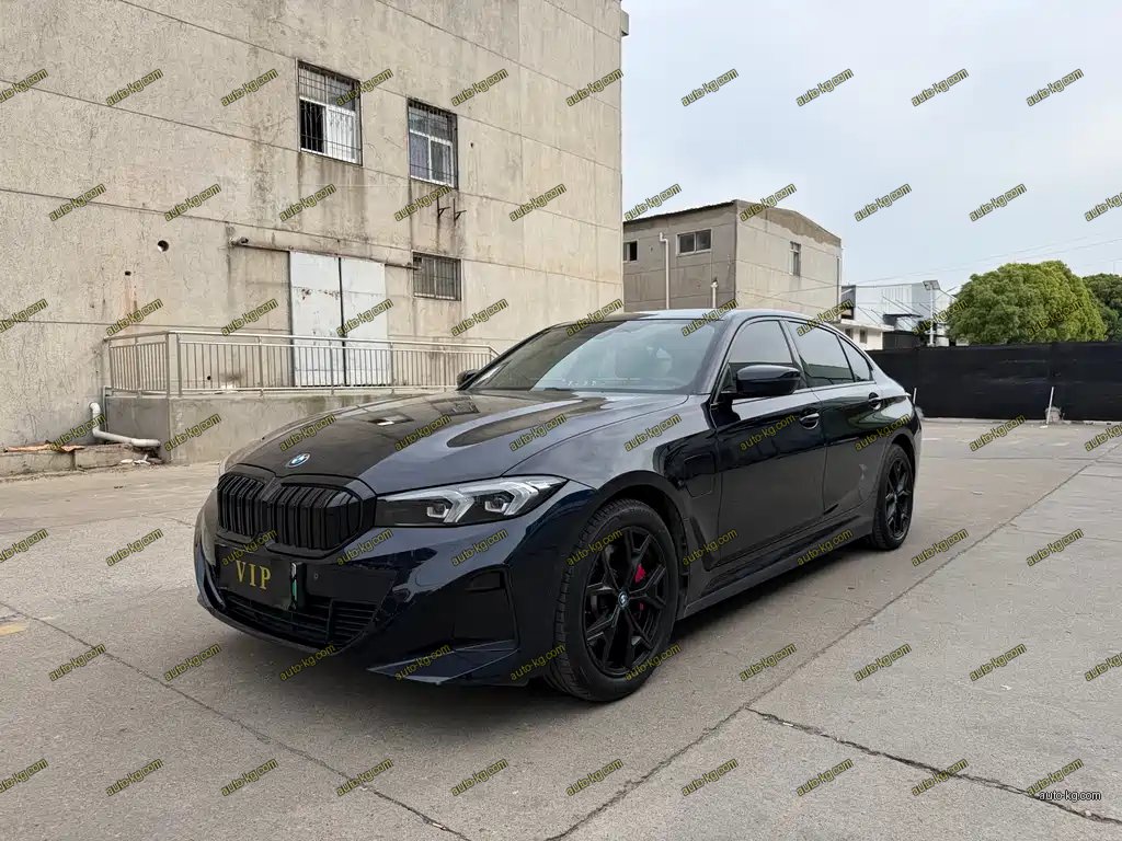 BMW i3 2024