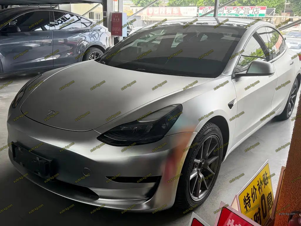 Tesla Model 3 2023