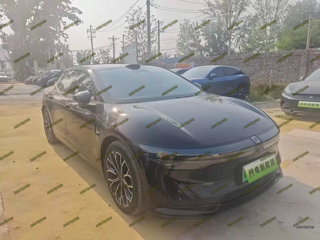 Zeekr 007 2025
