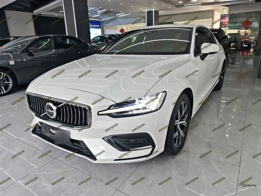 Volvo S60 2024
