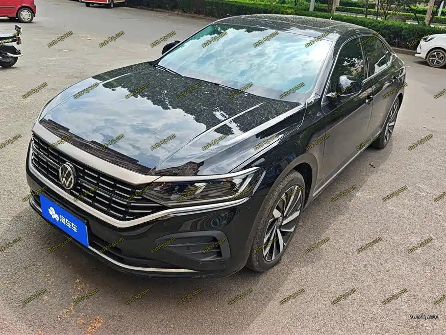 Volkswagen Passat 2025