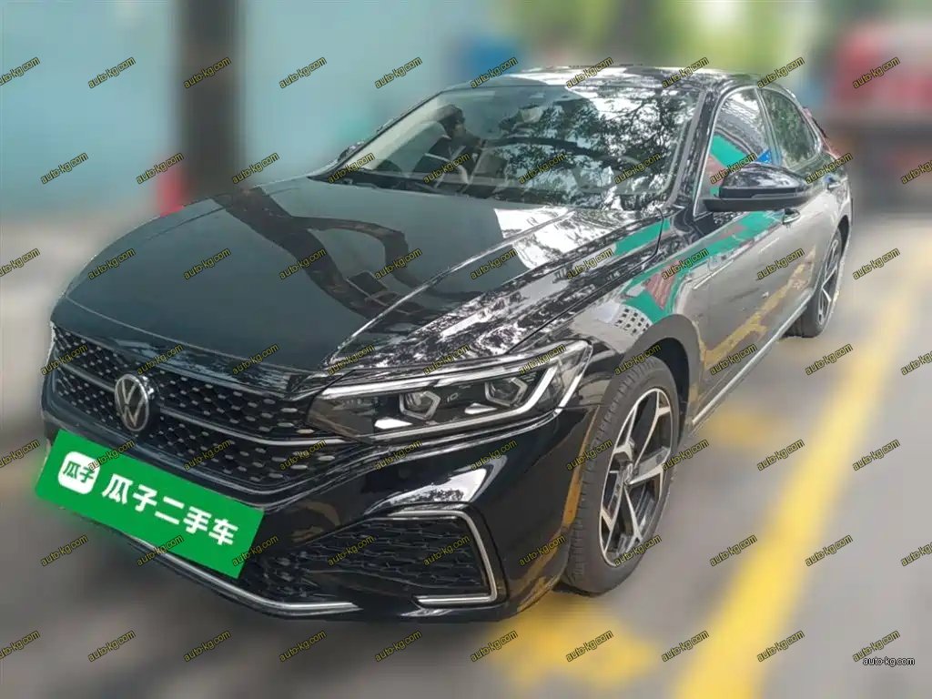 Volkswagen Passat 2023