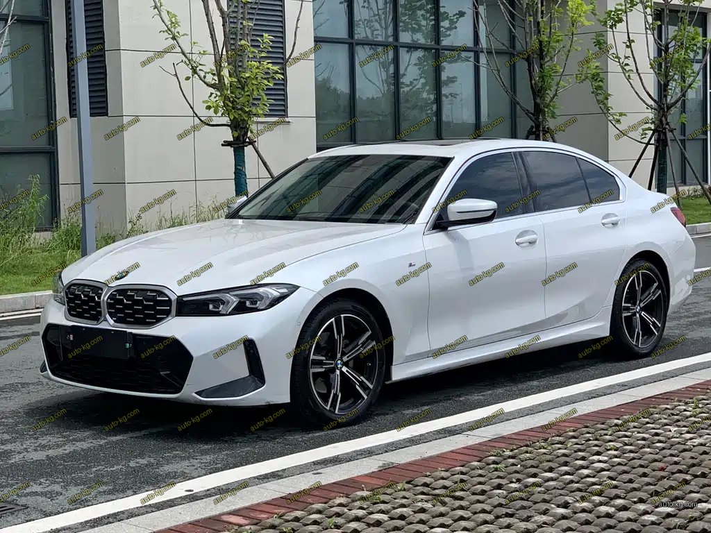 BMW 3 Series 2023