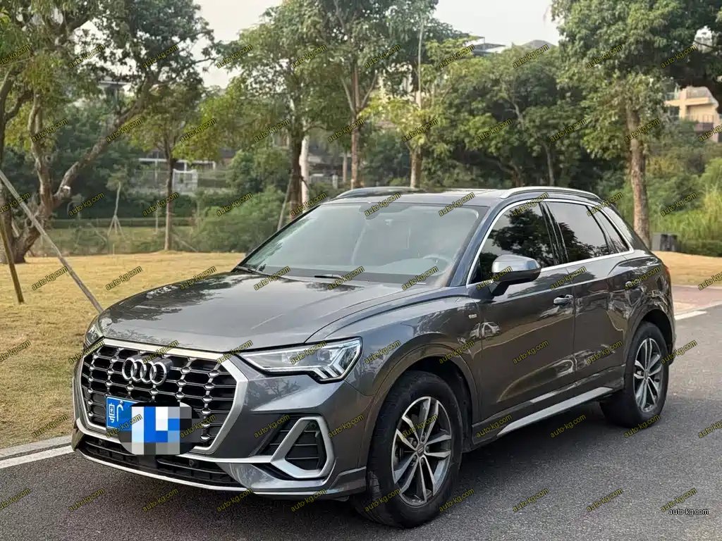 Audi Q3 2021