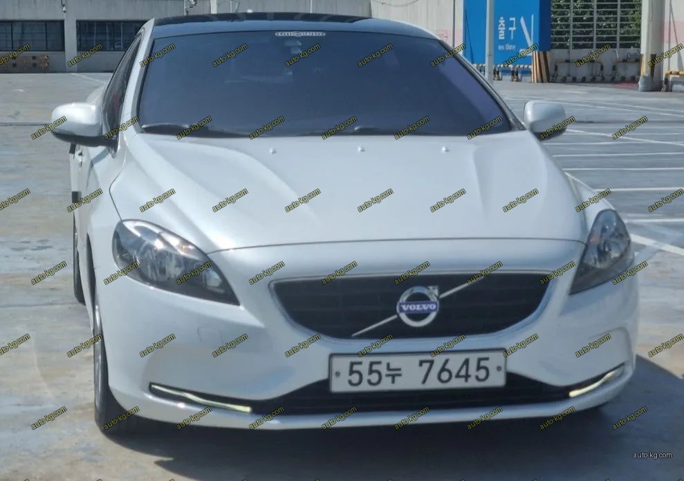 Volvo V40 2015
