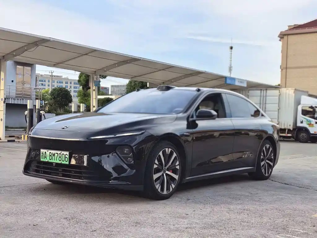 NIO ET7 2022