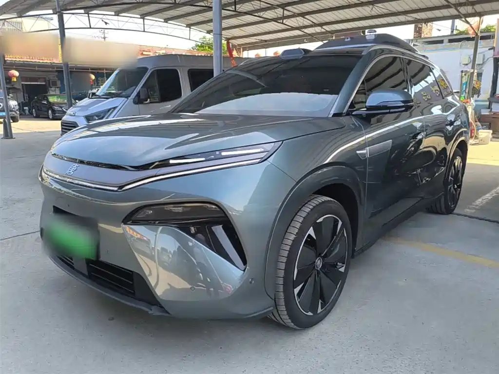 BYD Tang L 2025 — фото 1 из 5
