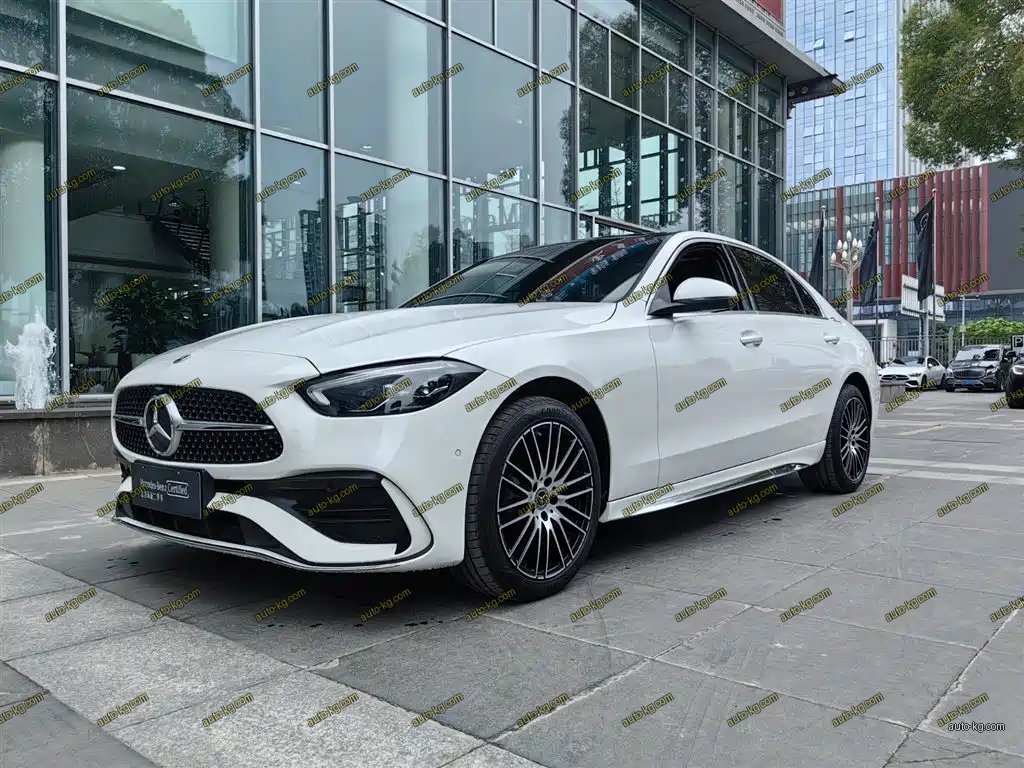 Mercedes-Benz C-Class 2023