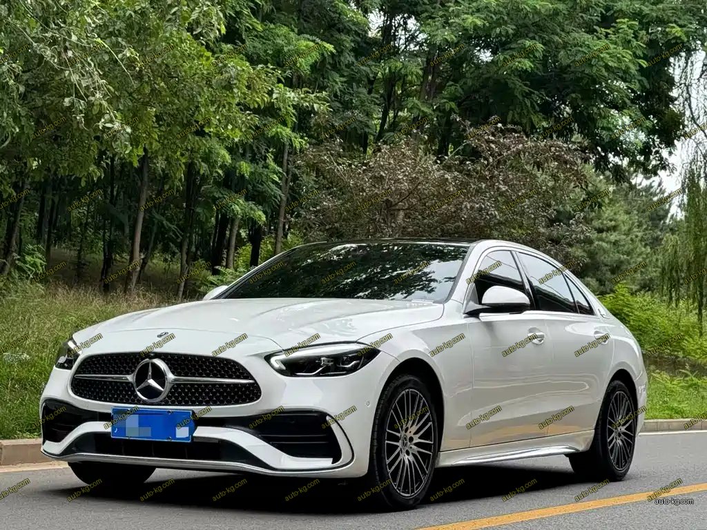 Mercedes-Benz C-Class 2023